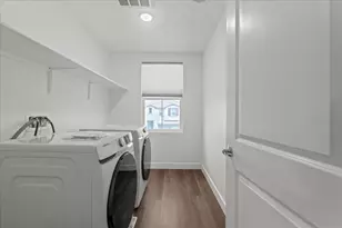 15961 Mavericks Ln, Lathrop, CA 95330 - Photo 25