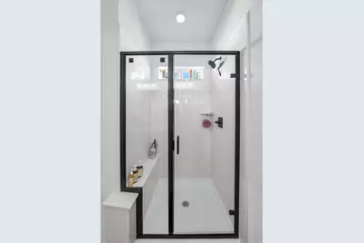 1619 Bronzewick Ln, Sacramento, CA 95834 - Photo 25