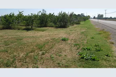 23873 State Highway 120, Escalon, CA 95320 - Photo 11