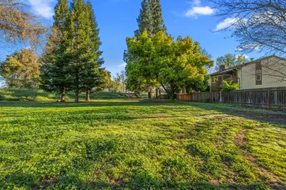 2604 Rio Bravo Circle, Sacramento, CA 95826 - Photo 29