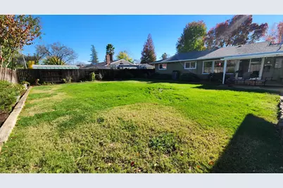 2912 Squire Avenue, Redding, CA 96002 - Photo 33