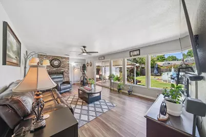 2912 Squire Avenue, Redding, CA 96002 - Photo 5