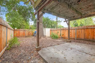 1574 Drake Dr, Davis, CA 95616 - Photo 21