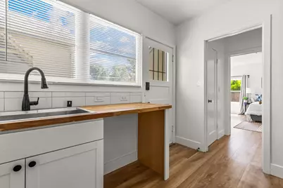 2625 27th Street, Sacramento, CA 95818 - Photo 17