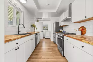 2625 27th St, Sacramento, CA 95818 - Photo 11