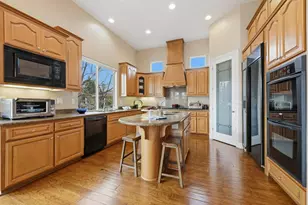 8720 Oakmere Ct, Roseville, CA 95747 - Photo 19