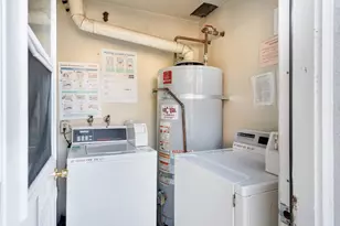 9049 El Cajon Way, Sacramento, CA 95826 - Photo 27