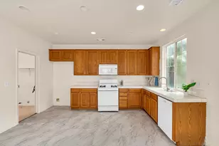 2325 S Creekside Dr, Los Banos, CA 93635 - Photo 17