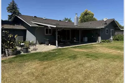 4227 Oakridge Way, Stockton, CA 95204 - Photo 1