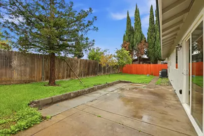7884 White Stag Way, Sacramento, CA 95823 - Photo 21