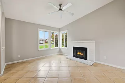7884 White Stag Way, Sacramento, CA 95823 - Photo 5