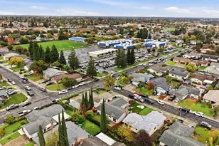 7884 White Stag Way, Sacramento, CA 95823 - Photo 25