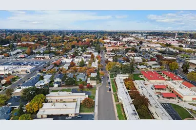 405 S Pleasant Avenue, Lodi, CA 95240 - Photo 21