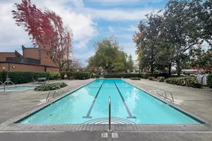 2200 Woodside Ln, Sacramento, CA 95825 - Photo 23