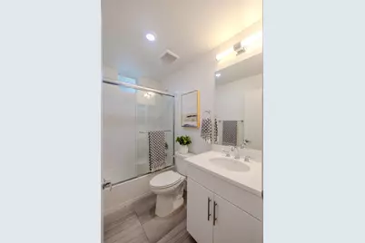 304 1st Avenue, Sacramento, CA 95818 - Photo 11