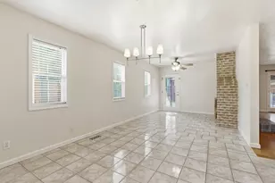 2490 Zinfandel Ln, Turlock, CA 95380 - Photo 9