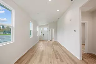243 E 3rd St, Tracy, CA 95376 - Photo 25