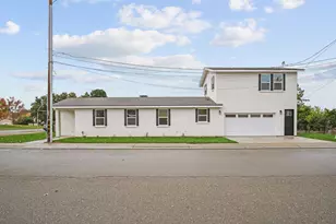 243 E 3rd St, Tracy, CA 95376 - Photo 3