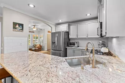 601 Oakborough Ave, Roseville, CA 95747 - Photo 13