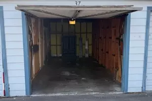 445 Almond Dr, Lodi, CA 95240 - Photo 13