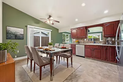 9305 Moynello Court, Elk Grove, CA 95624 - Photo 9