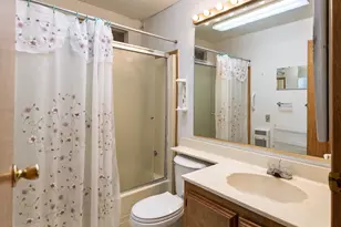 Hibiscus, Sacramento, CA 95828 - Photo 17