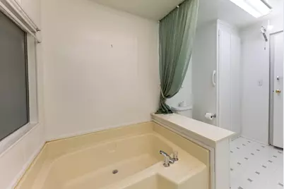 Hibiscus, Sacramento, CA 95828 - Photo 15