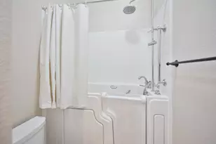 12040 Gold Arbor Ln, Gold River, CA 95670 - Photo 19