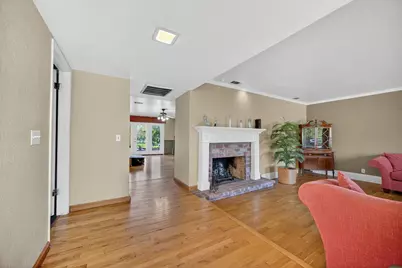 8730 Bamarcia Drive, Elk Grove, CA 95624 - Photo 9