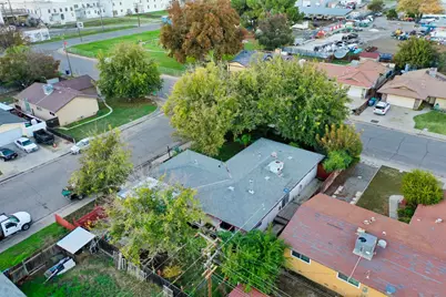 902 Waller, Gustine, CA 95322 - Photo 31