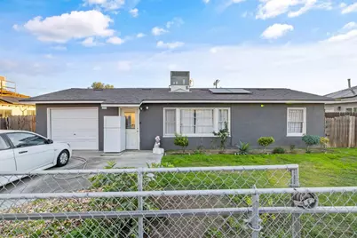 821 Lincoln Street, Hanford, CA 93230 - Photo 1