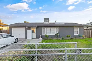 821 Lincoln St, Hanford, CA 93230 - Photo 1