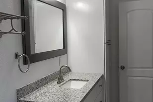 1817 W St, Sacramento, CA 95818 - Photo 5