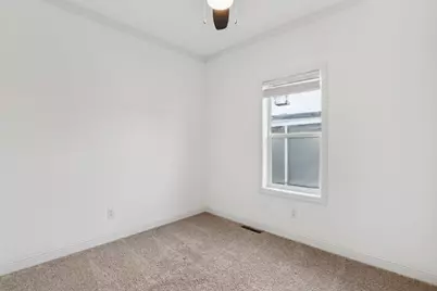 Village Cir, Sacramento, CA 95838 - Photo 23