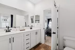 Village Circle, Sacramento, CA 95838 - Photo 15