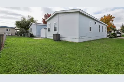 Village Cir, Sacramento, CA 95838 - Photo 25