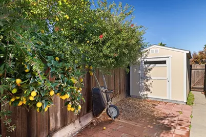 1410 Hillview Drive, Modesto, CA 95351 - Photo 41