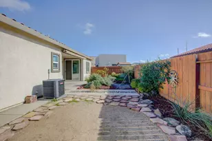 608 Machado St, Los Banos, CA 93635 - Photo 33