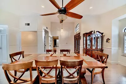 925 Colonial Lane, Tracy, CA 95376 - Photo 9