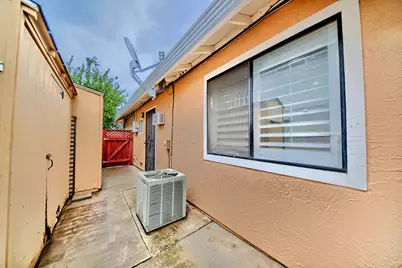 925 Colonial Lane, Tracy, CA 95376 - Photo 65