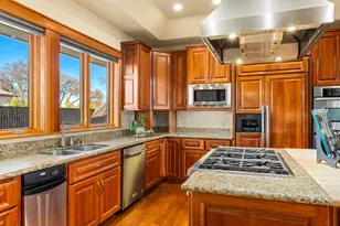 12963 Austin Forest Cir, Auburn, CA 95602 - Photo 9