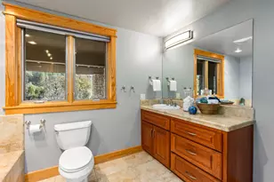 12963 Austin Forest Cir, Auburn, CA 95602 - Photo 31