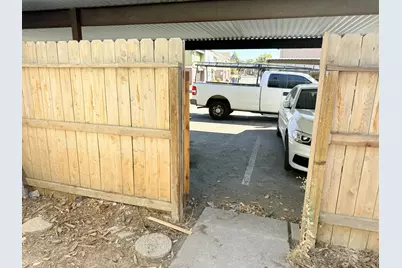 4075 Weymouth Lane, Sacramento, CA 95823 - Photo 35