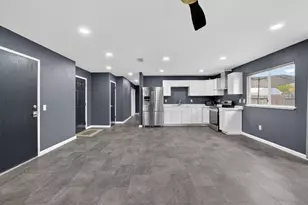 9342 Los Torres Dr, Elk Grove, CA 95624 - Photo 13