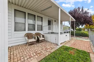 Village Circle, Sacramento, CA 95838 - Photo 21