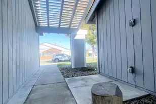 5260 Euler Way, Sacramento, CA 95823 - Photo 7