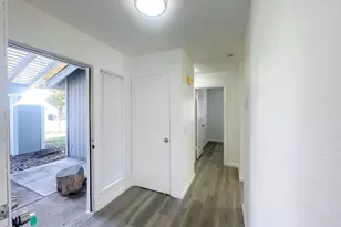 5260 Euler Way, Sacramento, CA 95823 - Photo 9