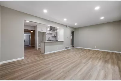 2423 W Swain Road, Stockton, CA 95207 - Photo 9