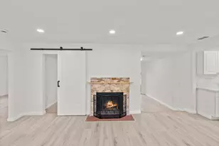 2391 Carlsbad Ave, Sacramento, CA 95821 - Photo 9