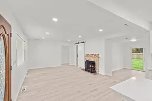 2391 Carlsbad Ave, Sacramento, CA 95821 - Photo 7